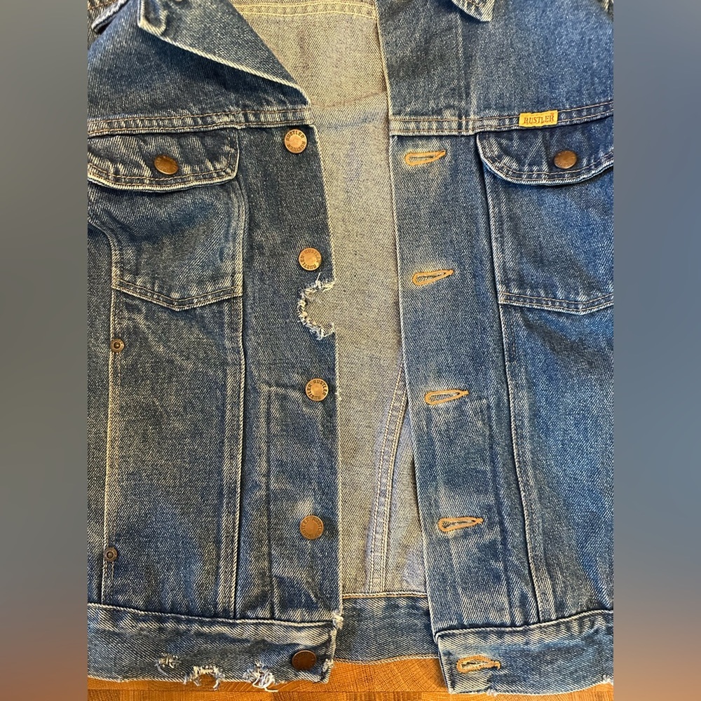 VINTAGE Rustler Jean Jacket - Picture 5 of 11